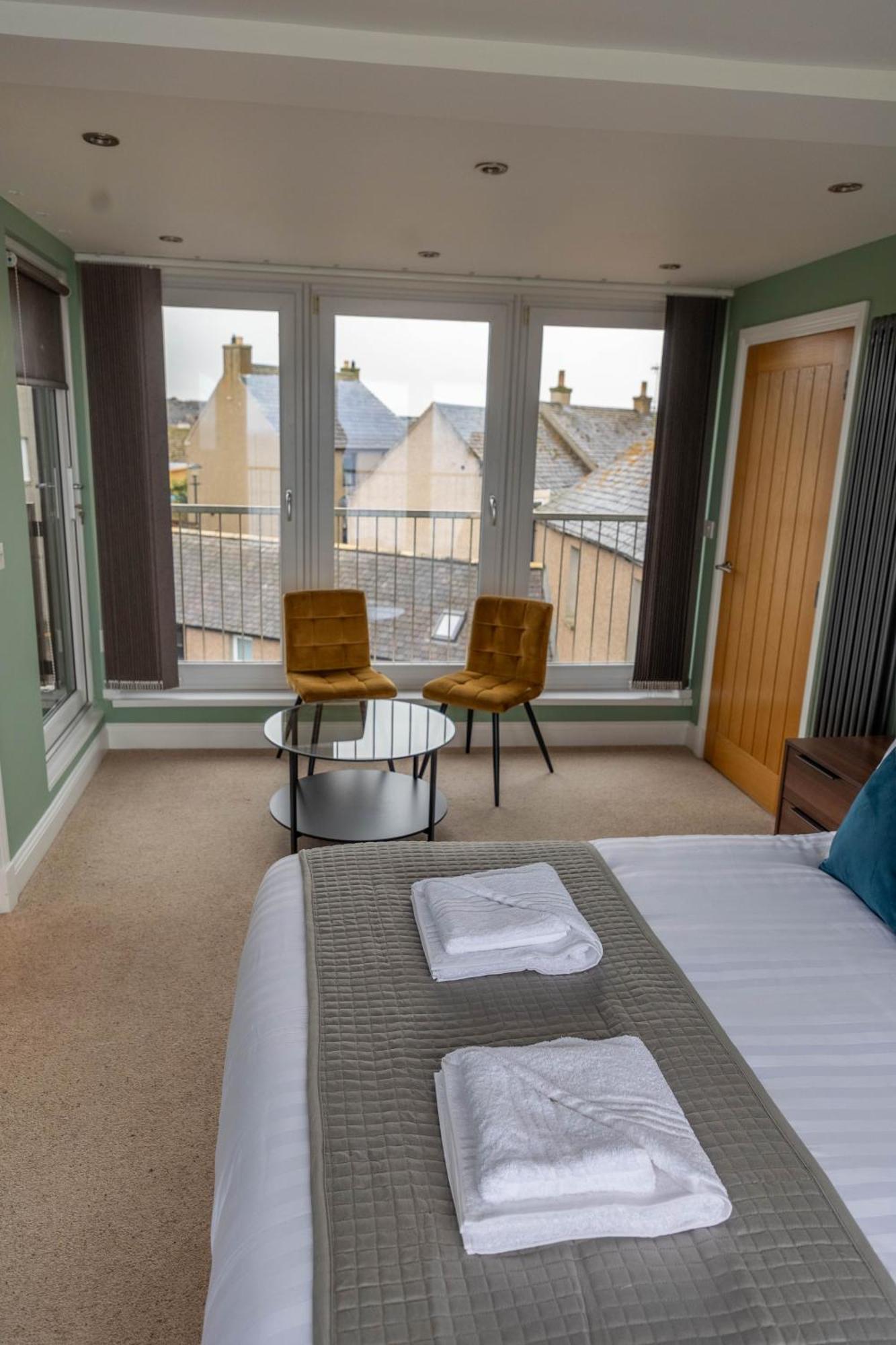 Marine Rooms Thurso Bagian luar foto